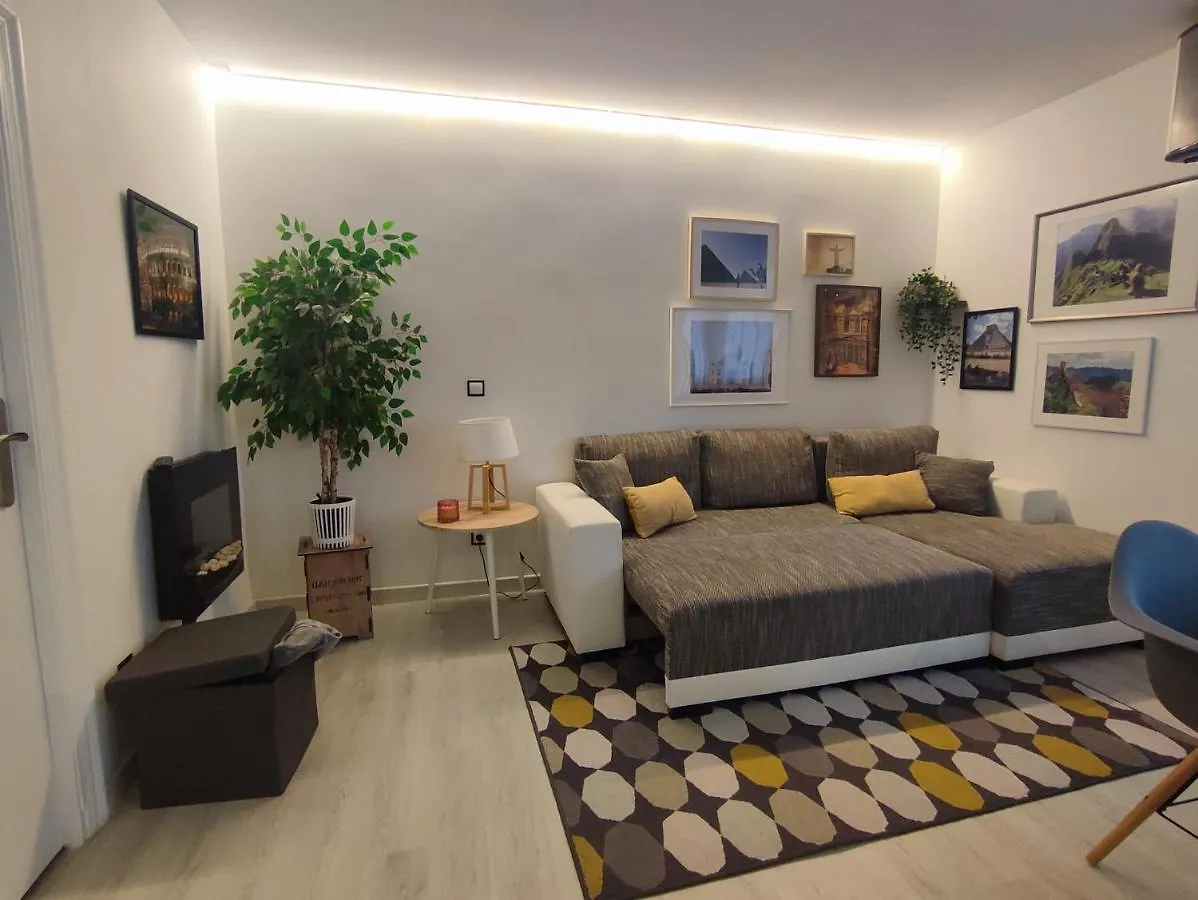 Beach Accommodation Apartment San Sebastián 0*,